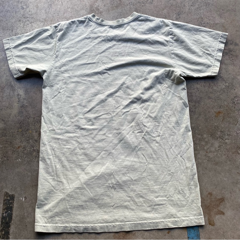 Billie Eilish - “Happier Than Ever” - 2021 Green Shirt - 

Size Small Fits large - Picture 4 of 6